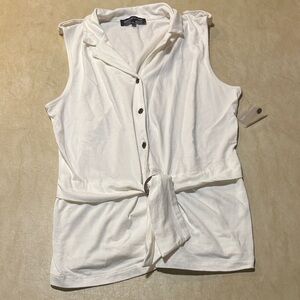 Jones New York White Sleeveless Button-Down Shirt